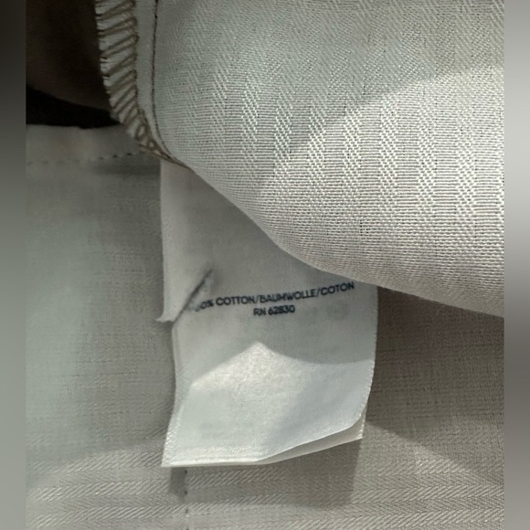 Men’s Lands' End Pants- Size: 37 Traditional Fit - Picture 5 of 7